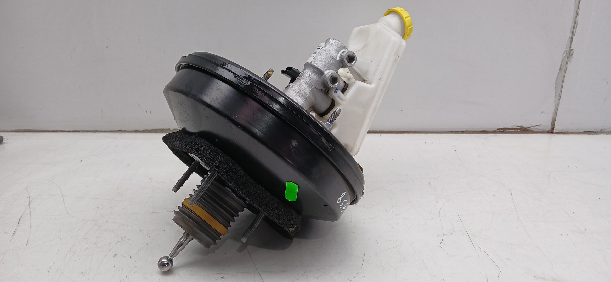 Servofreio PEUGEOT 208 Imagem-1