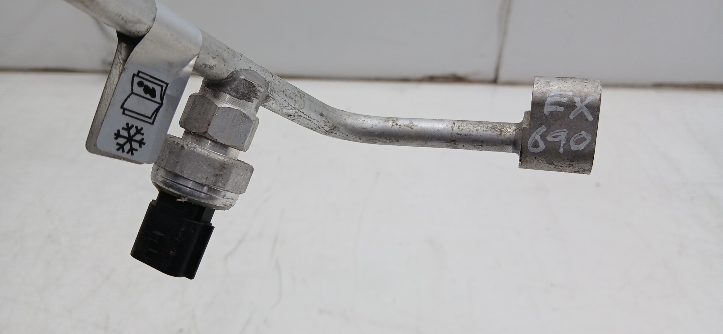 AC pipe DACIA Duster (HS_) Imagem-1