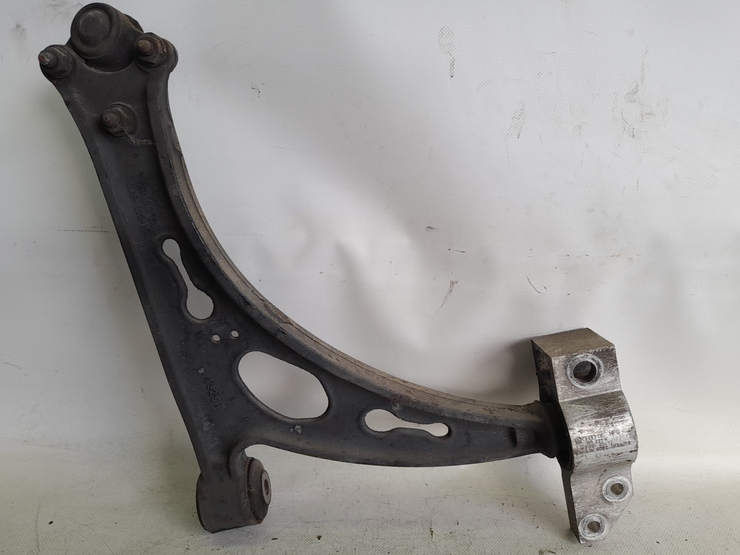 Brazo suspensión delantero izquierdo SEAT Leon (1P1) Imagem-1
