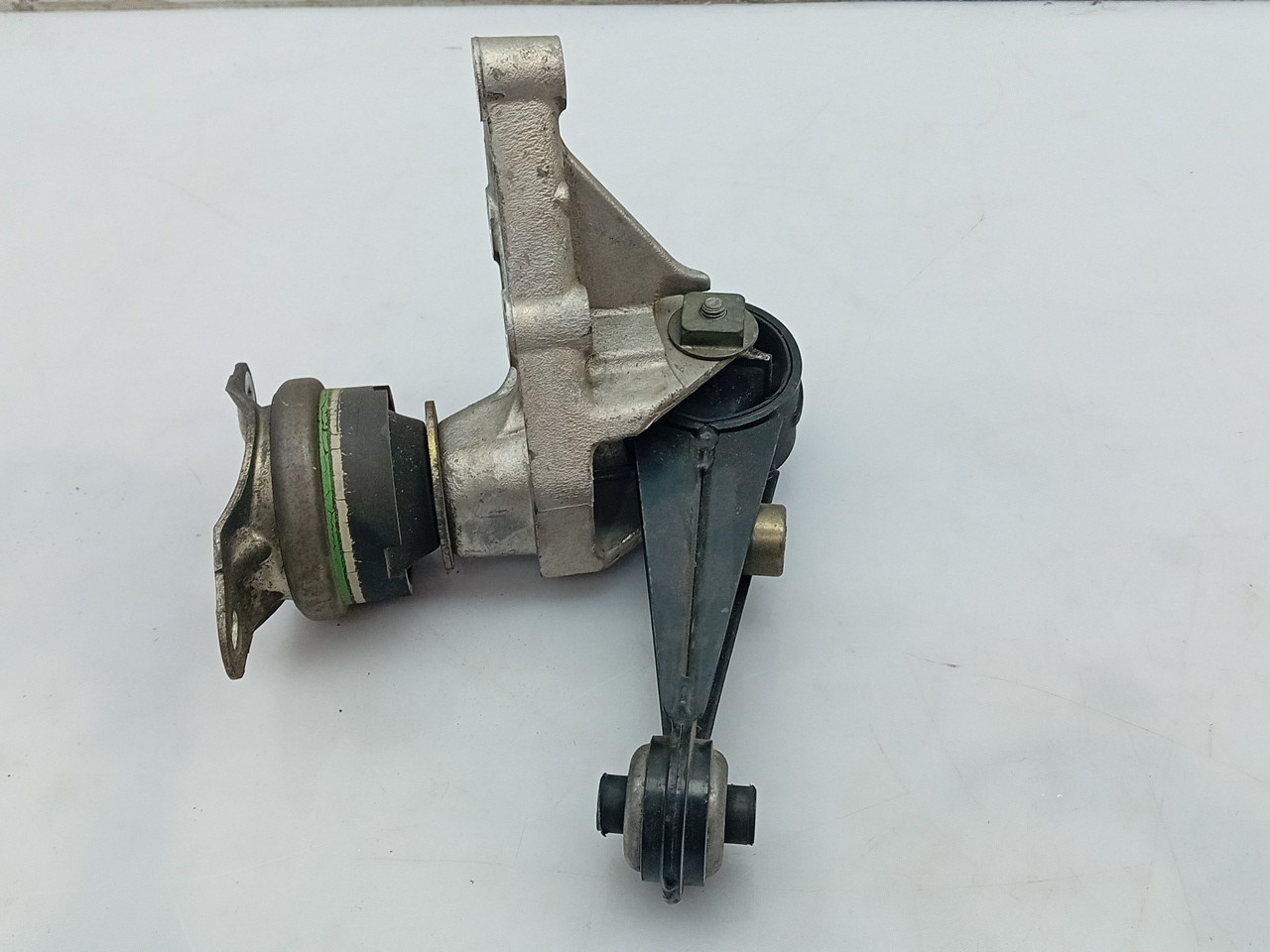 Engine Mount PEUGEOT 407 Coupé (6C_) Imagem-1