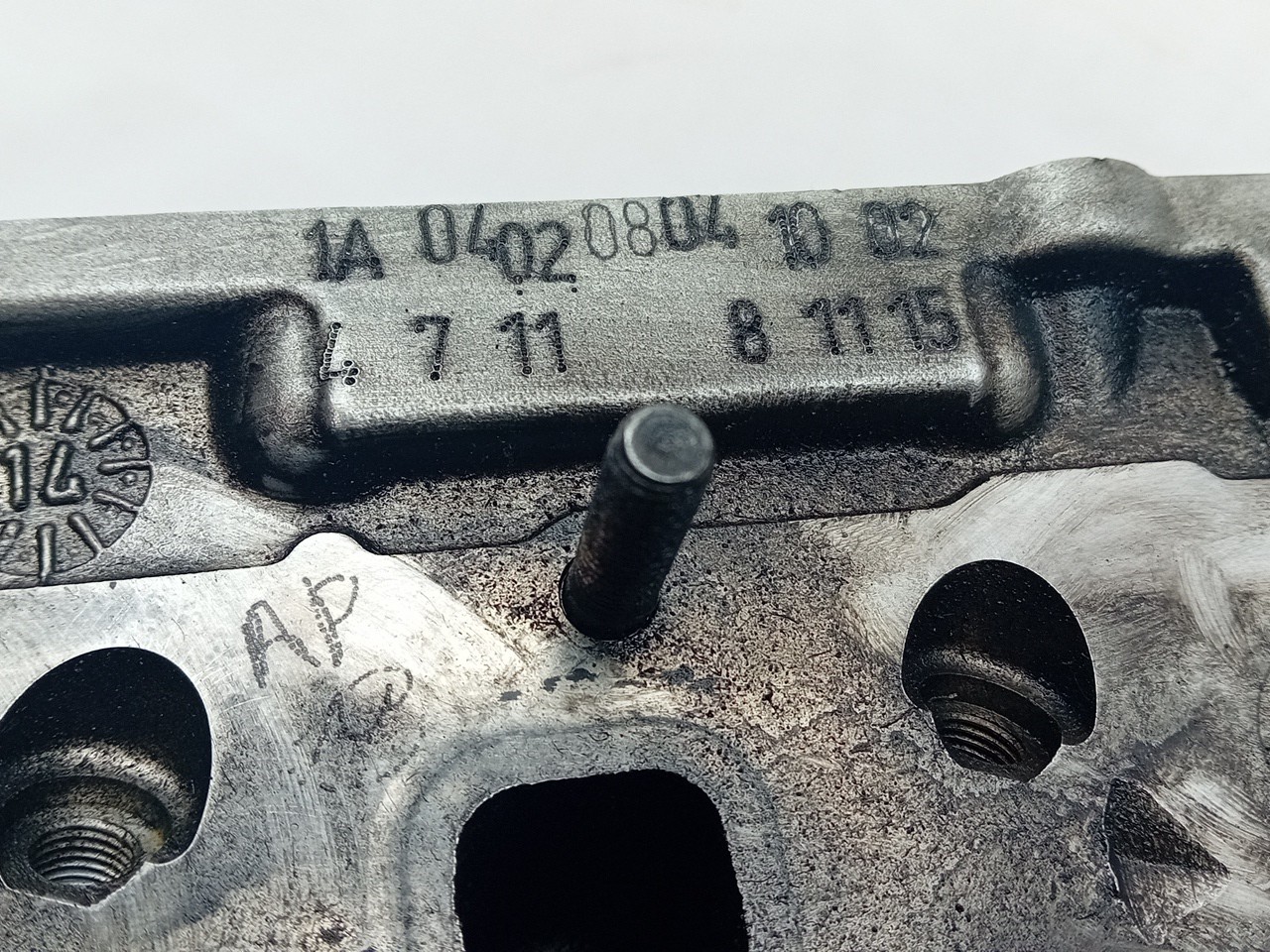 Colaça / cabeça do motor OPEL Corsa E Imagem-2