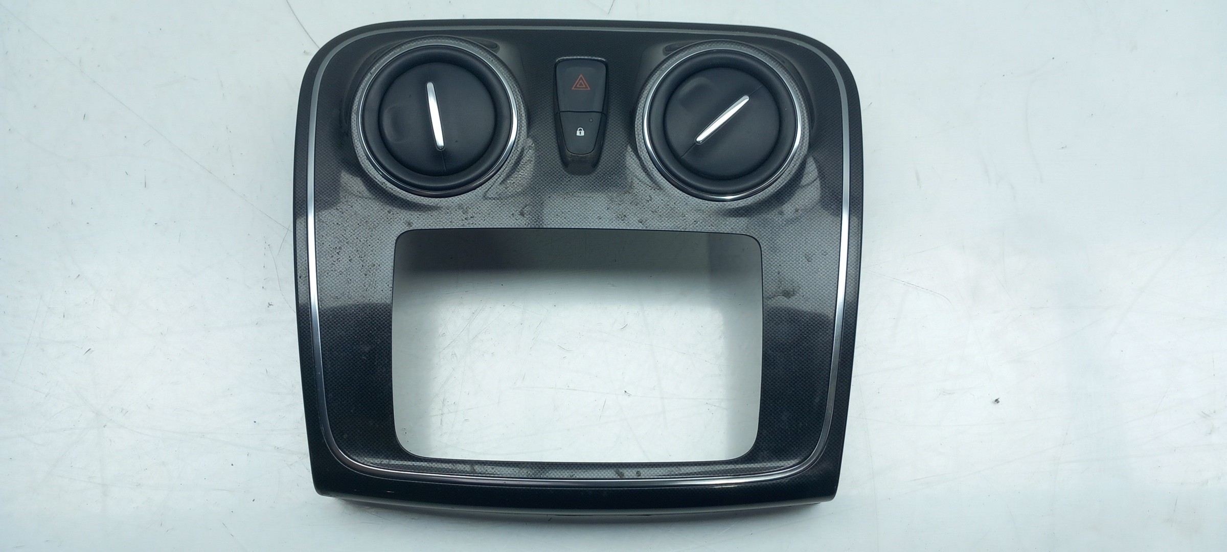 Moldura consola central / radio / aro