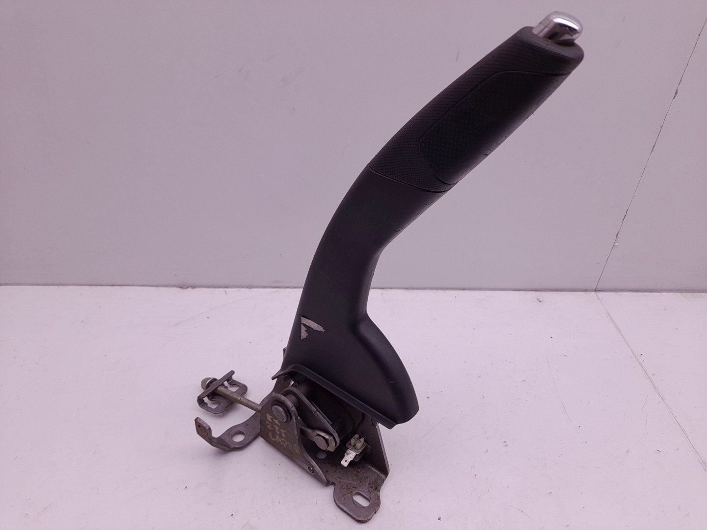Hand brake / parking brake RENAULT Captur (J5_) Imagem-1