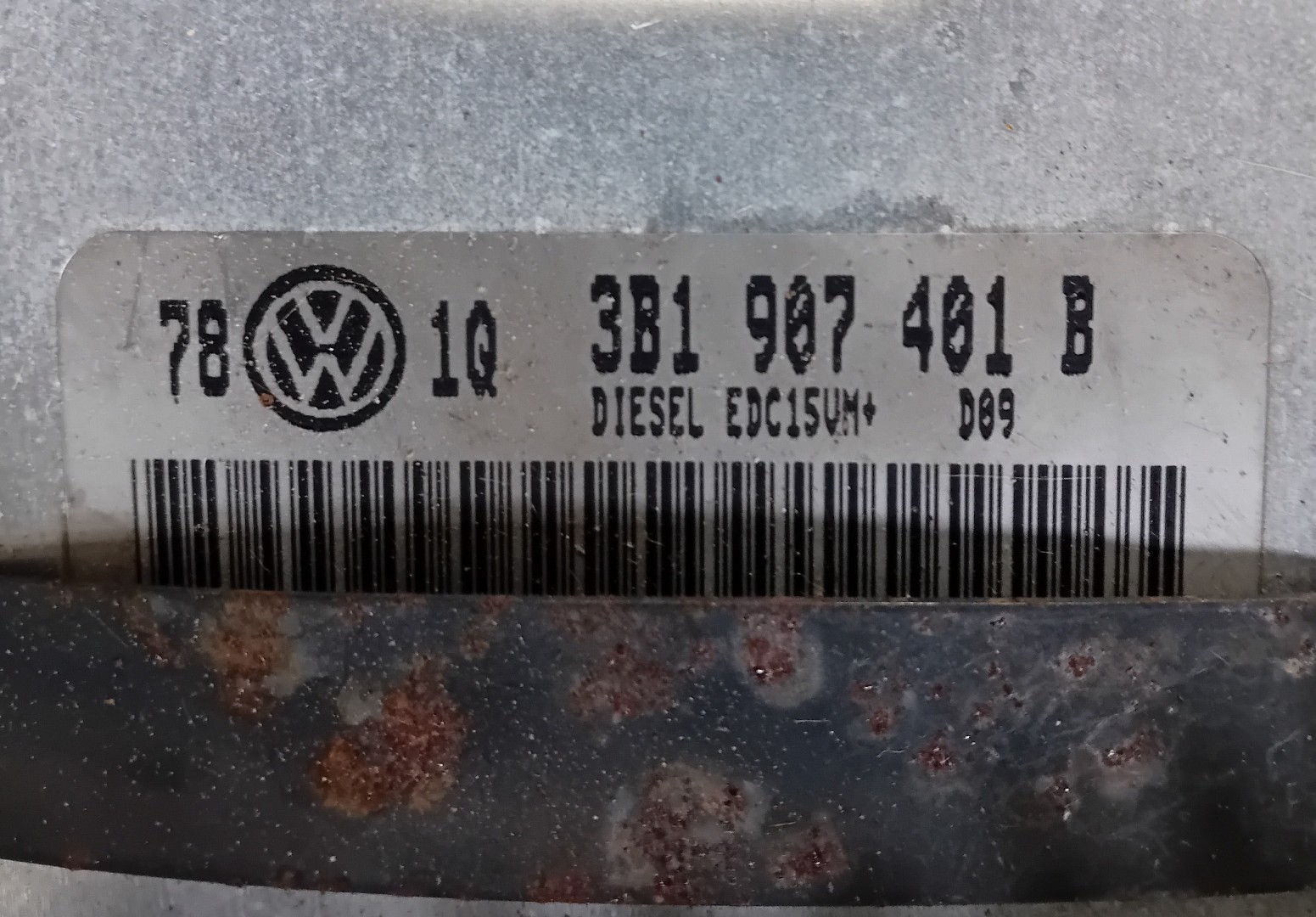Centralina motor / ECU VOLKSWAGEN Passat Variant (3B6) Imagem-1