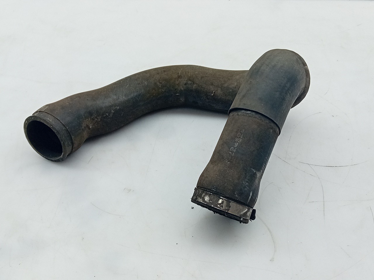 Intercooler pipe