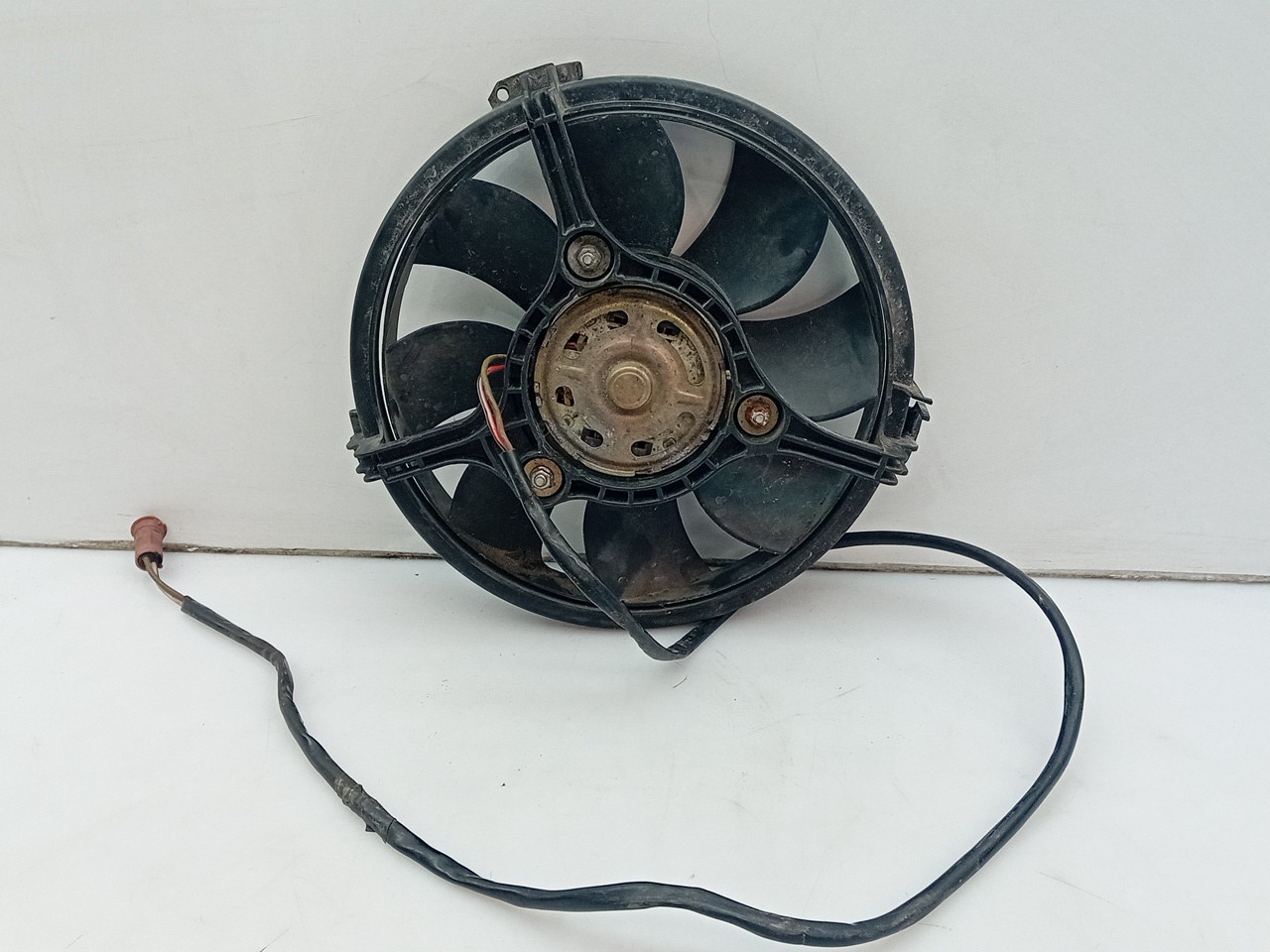 Termoventilador / motoventilador SKODA Octavia II Break (1Z5) Imagem-1