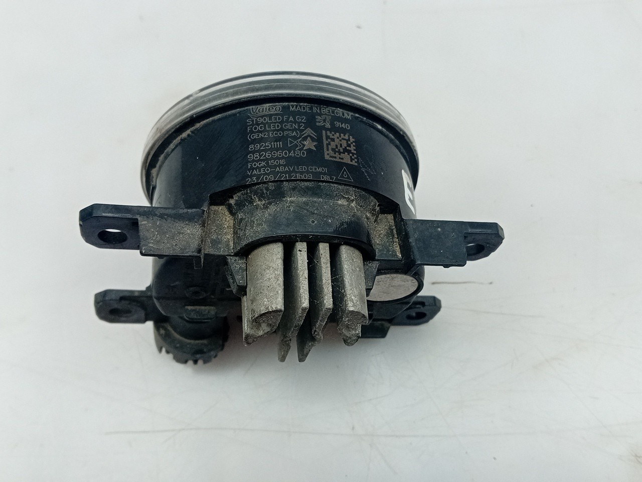 Left front fog light PEUGEOT 2008 II (U_) Imagem-1