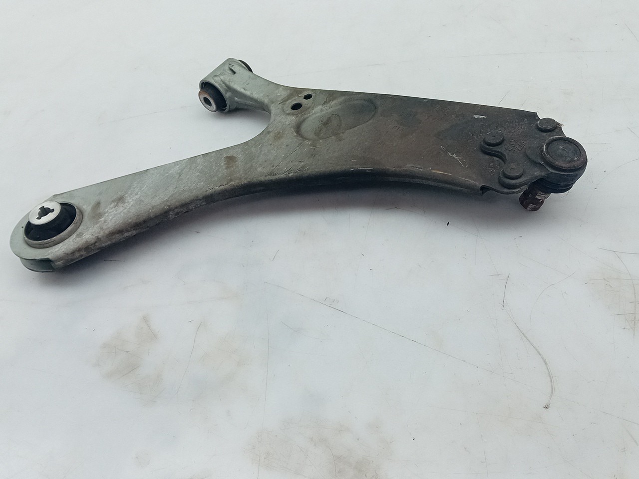 Brazo suspensión delantero izquierdo PEUGEOT 2008 II (U_) Imagem-3