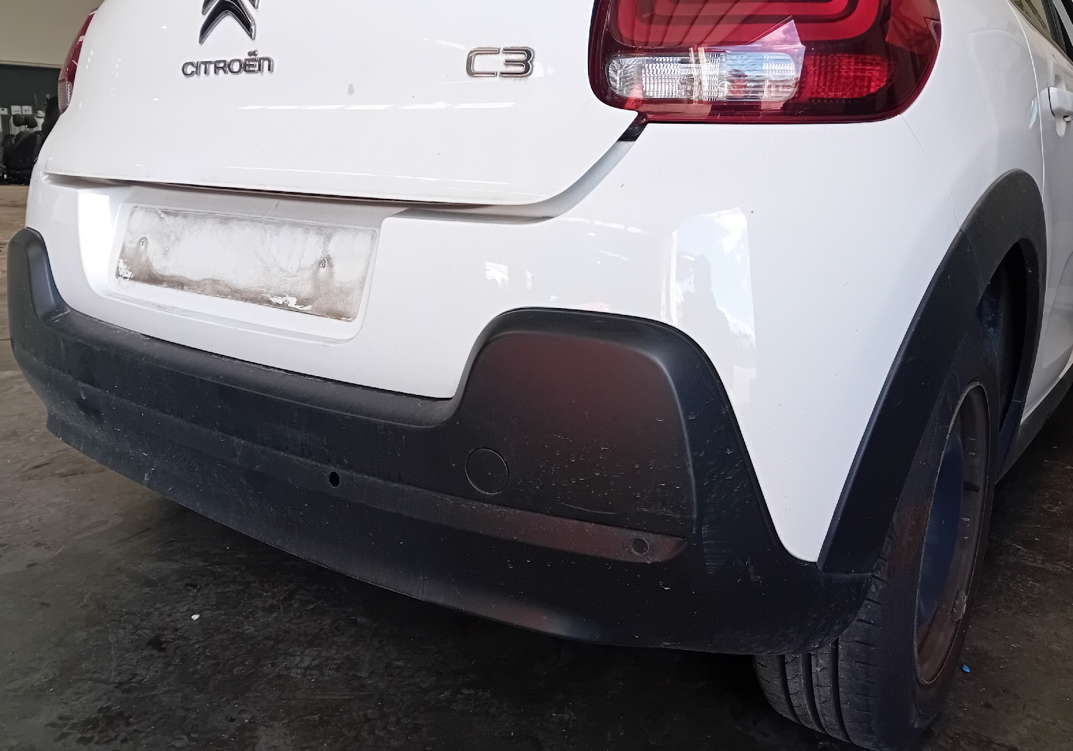 Rear Bumper CITROËN C3 III (SX) Imagem-1