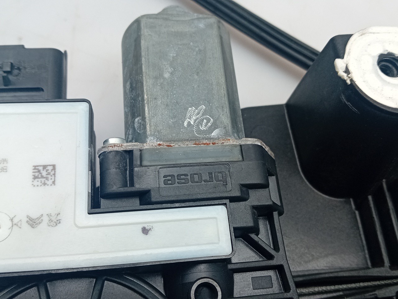 Left front window regulator CITROËN C4 III Imagem-4