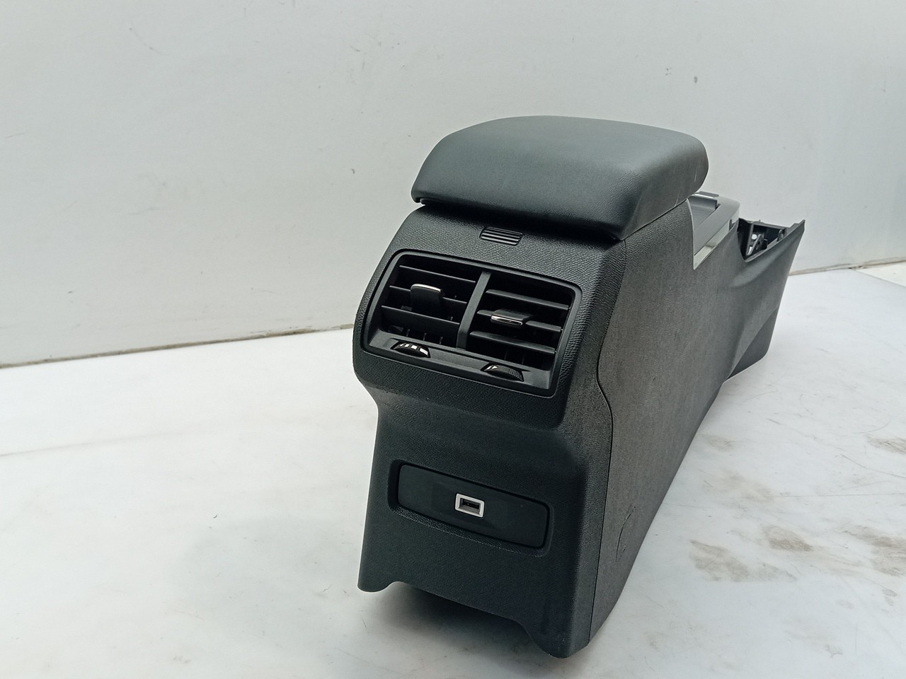 Armrest CITROËN C4 III Imagem-1