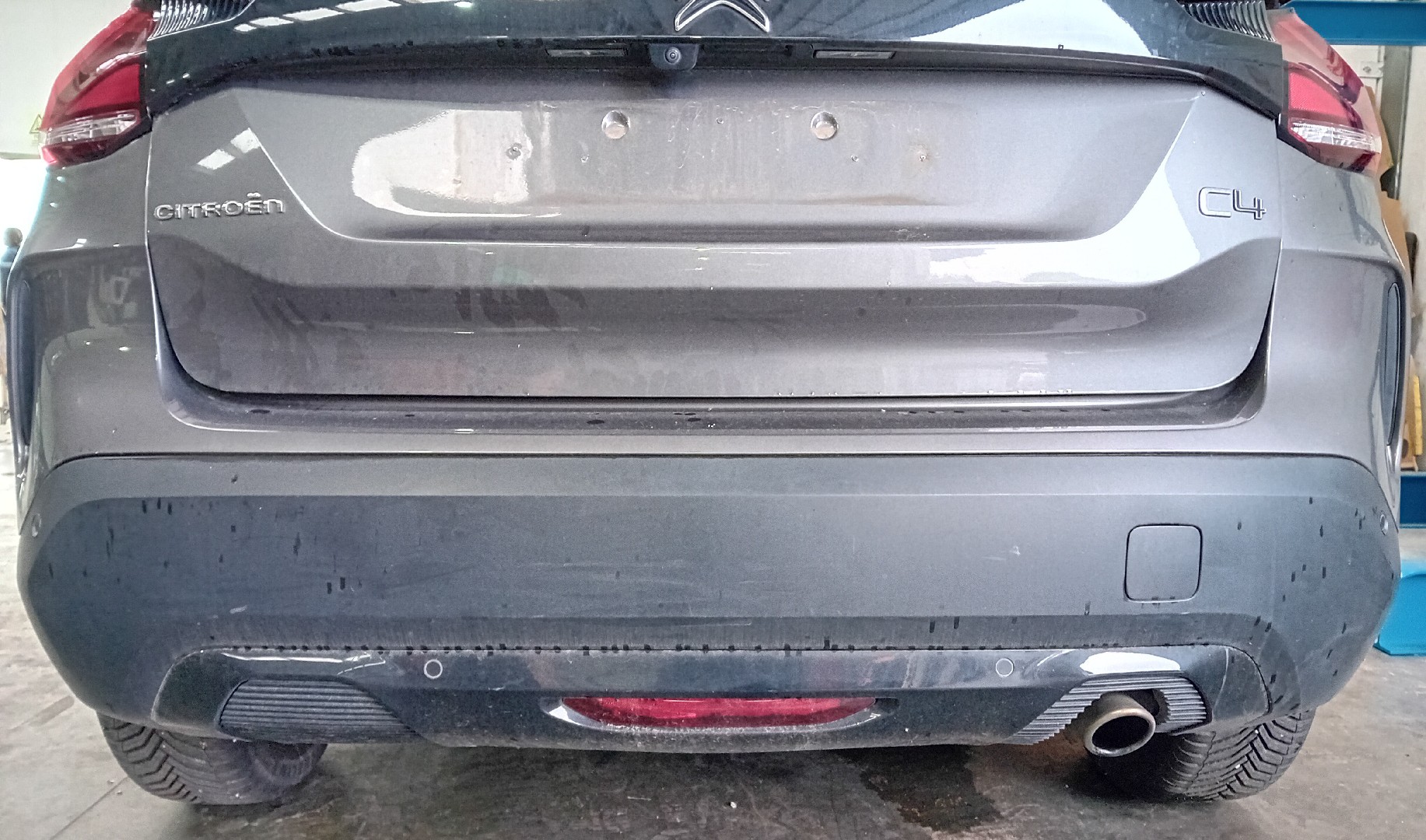 Rear Bumper CITROËN C4 III Imagem-1