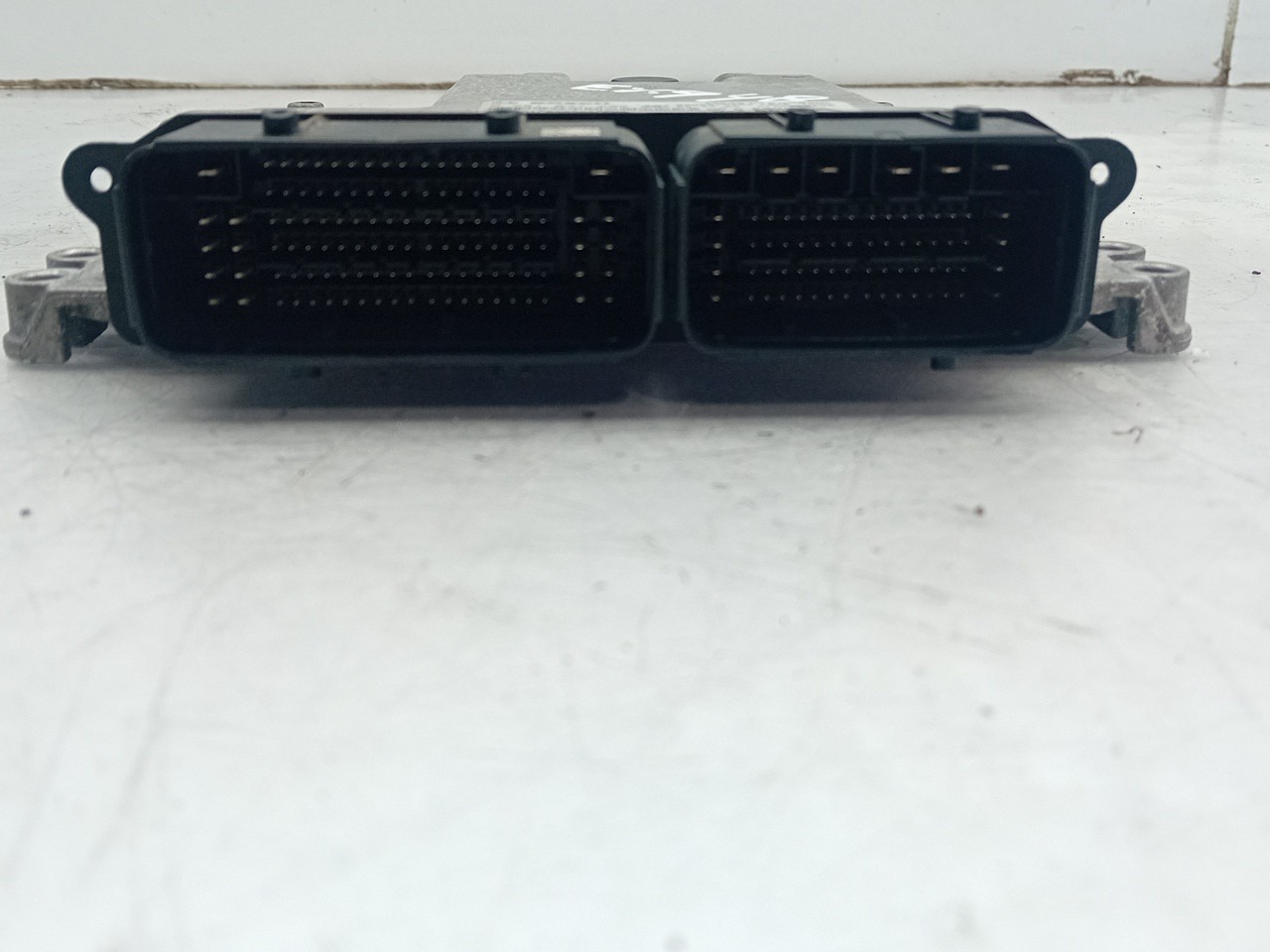 Centralina motor / ECU CITROËN C4 III Imagem-1