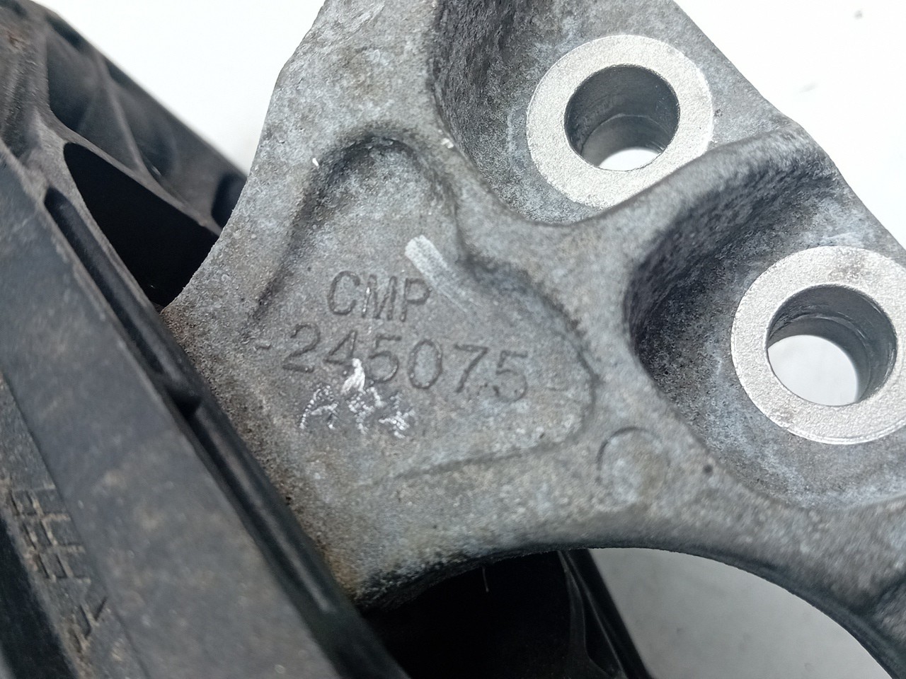 Engine Mount CITROËN C4 III Imagem-3