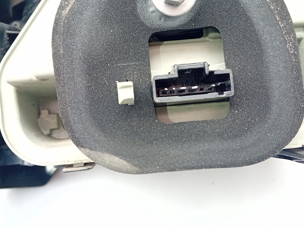Left Tail light PEUGEOT 208 II Imagem-3