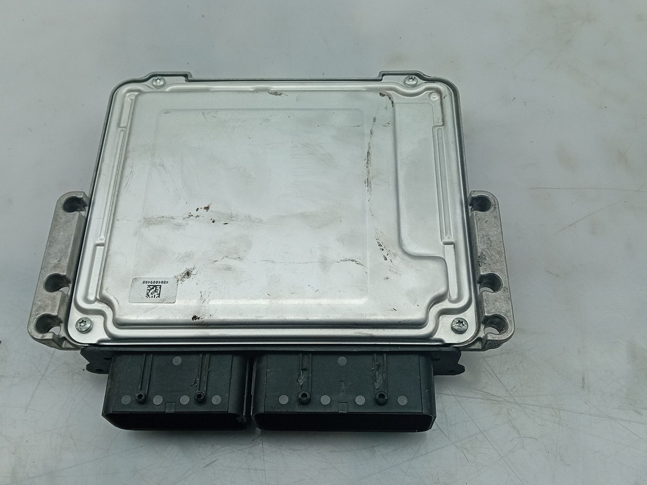 Centralita motor / ECU PEUGEOT 208 II Imagem-1
