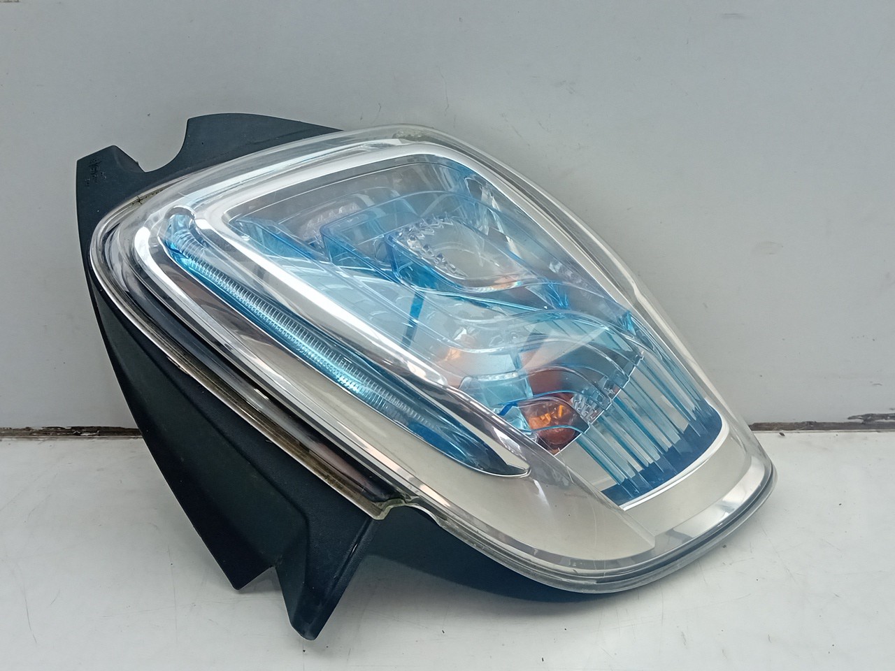 Left Tail light