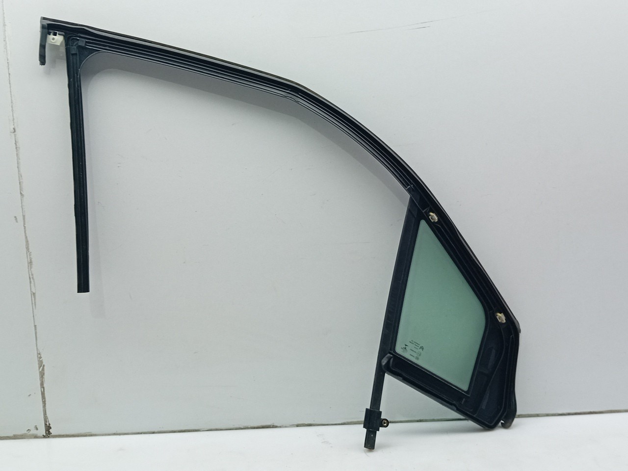 Left front triangle window CITROËN C3 Aircross II (2R_, 2C_) Imagem-1