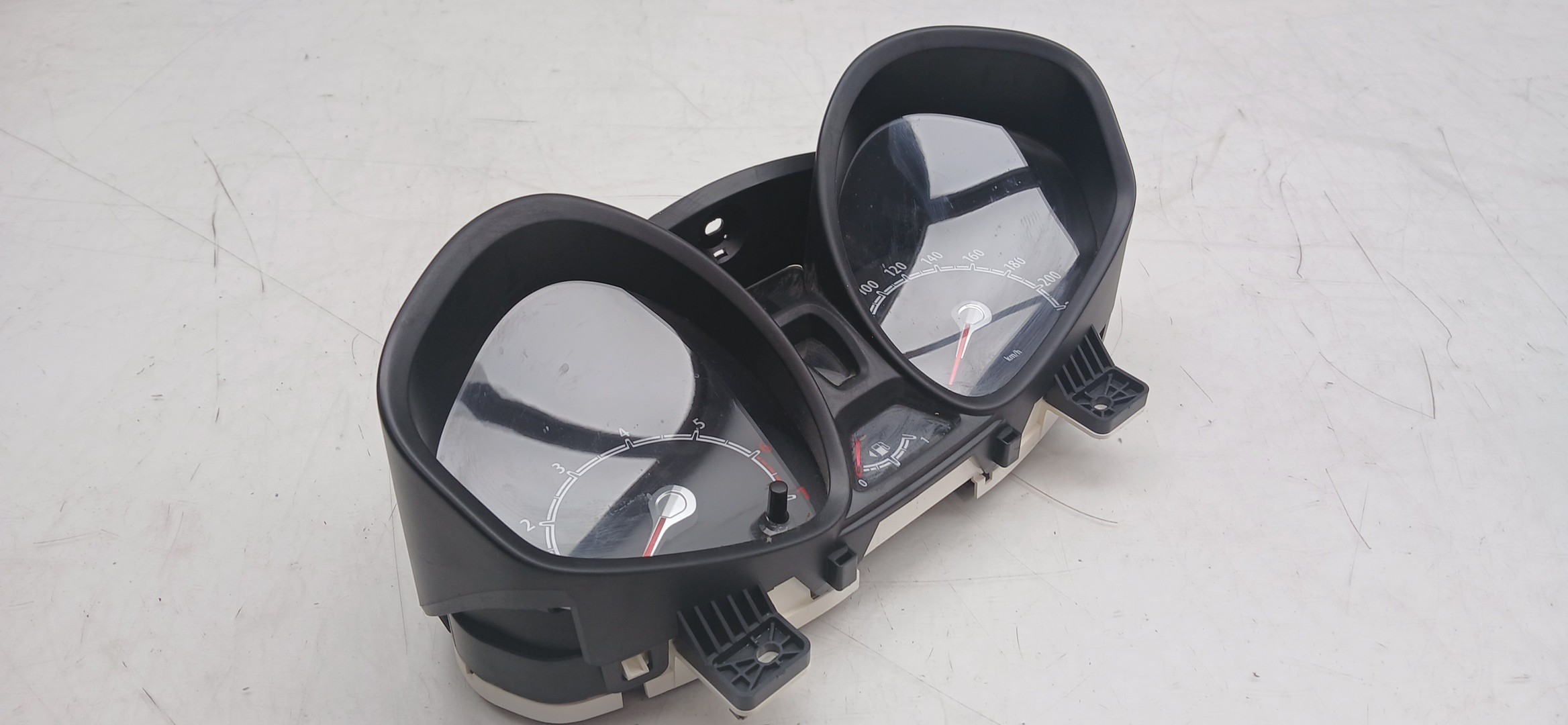 Compteur de vitesse FORD Fiesta VI (CB1, CCN) Imagem-2