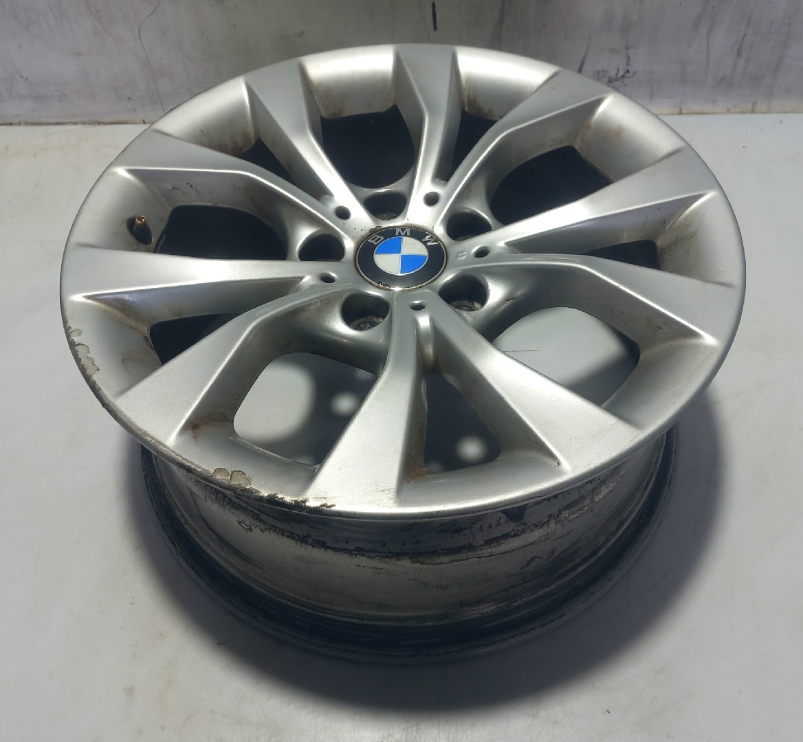 Left front Rim BMW X1 (E84) Imagem-1