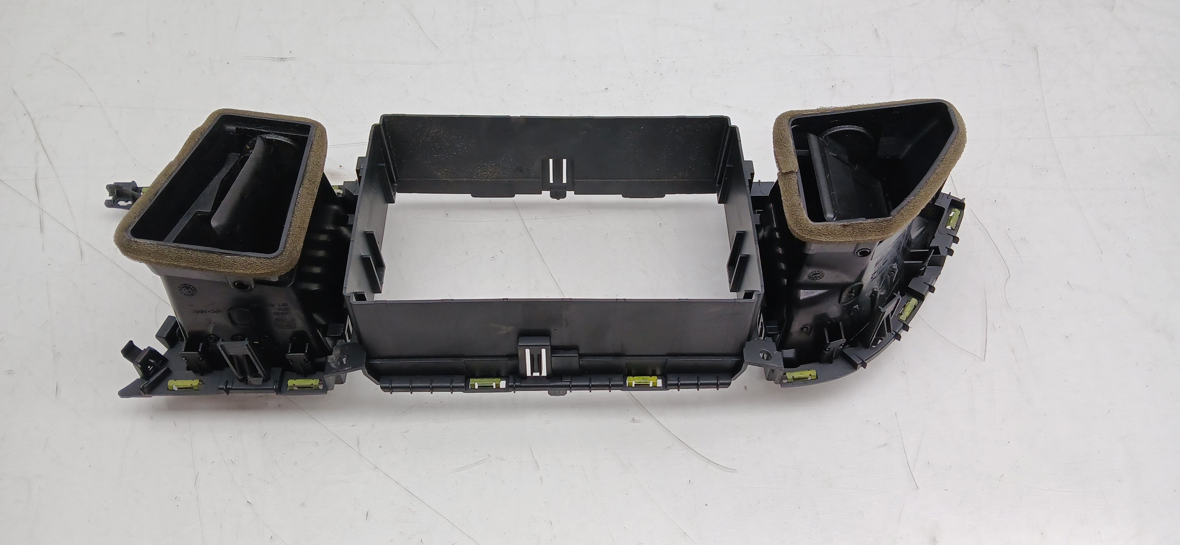 Diffuser / air vent SEAT Leon ST (5F8) Imagem-2