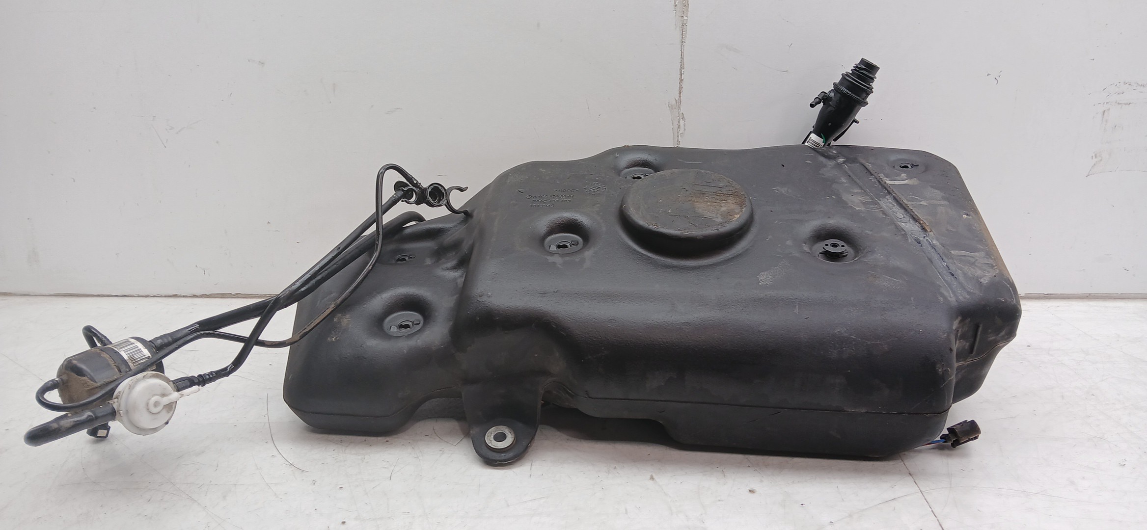 AdBlue tank MERCEDES-BENZ Classe M (W166) Imagem-2