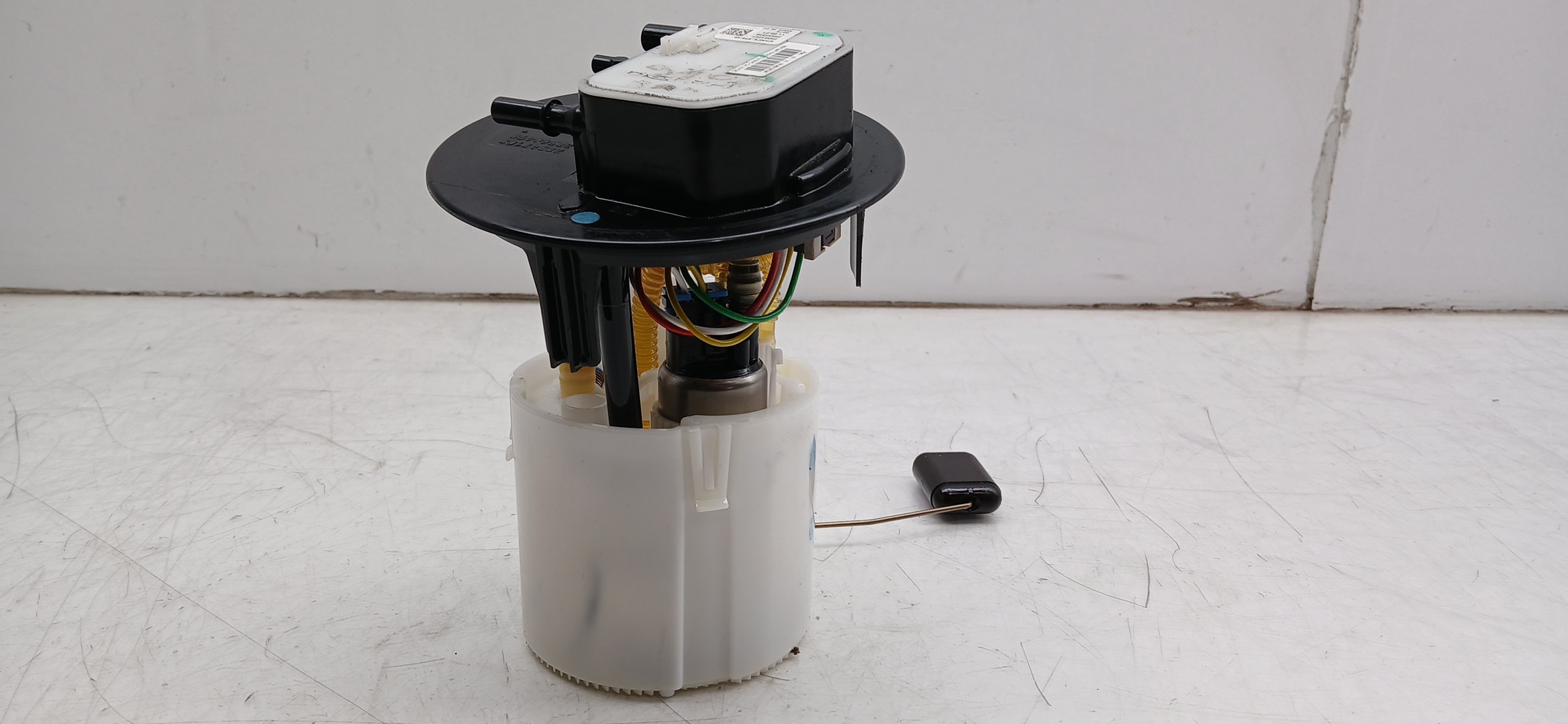 Fuel pump PEUGEOT 208 II Imagem-1