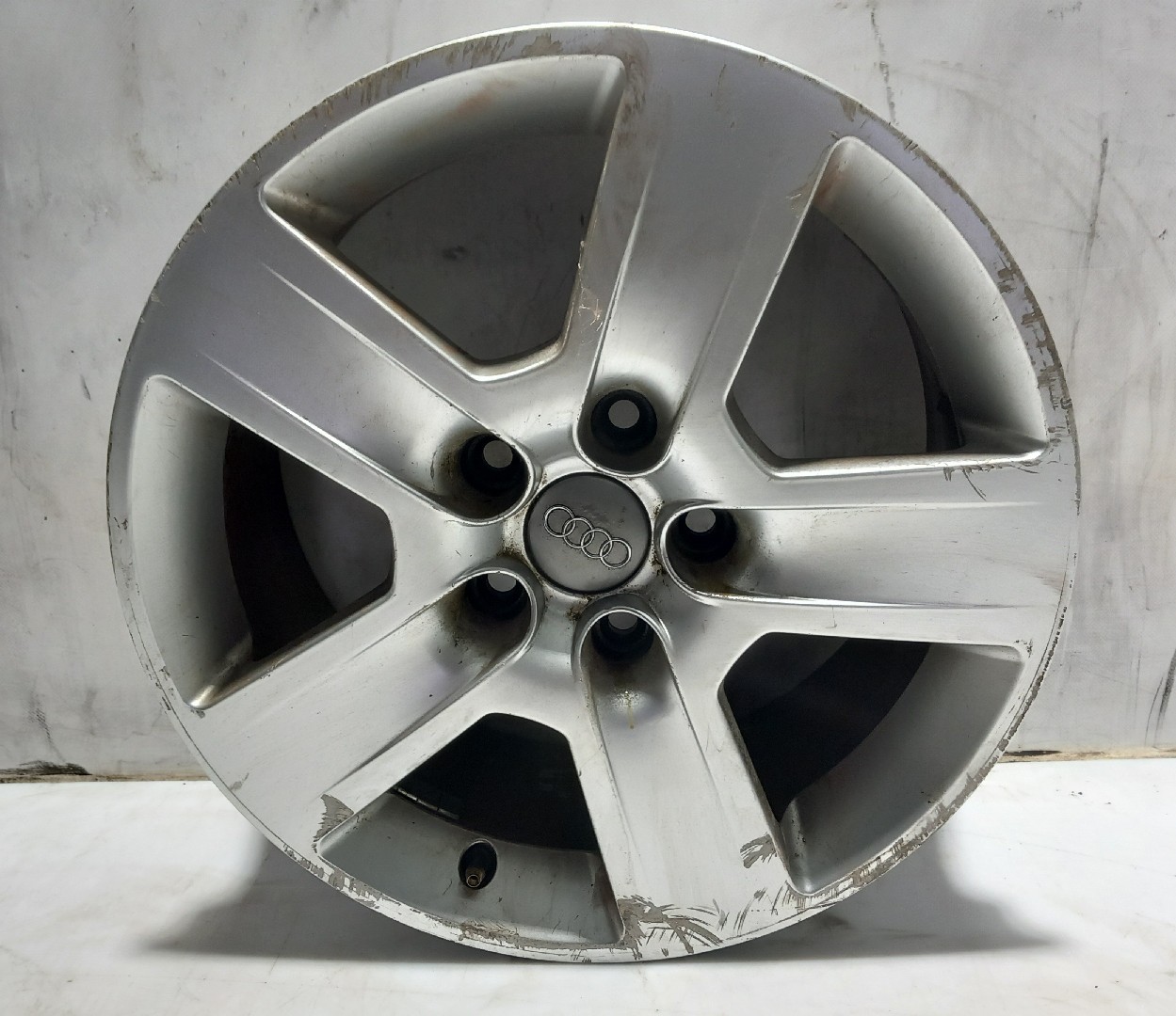 Left front Rim