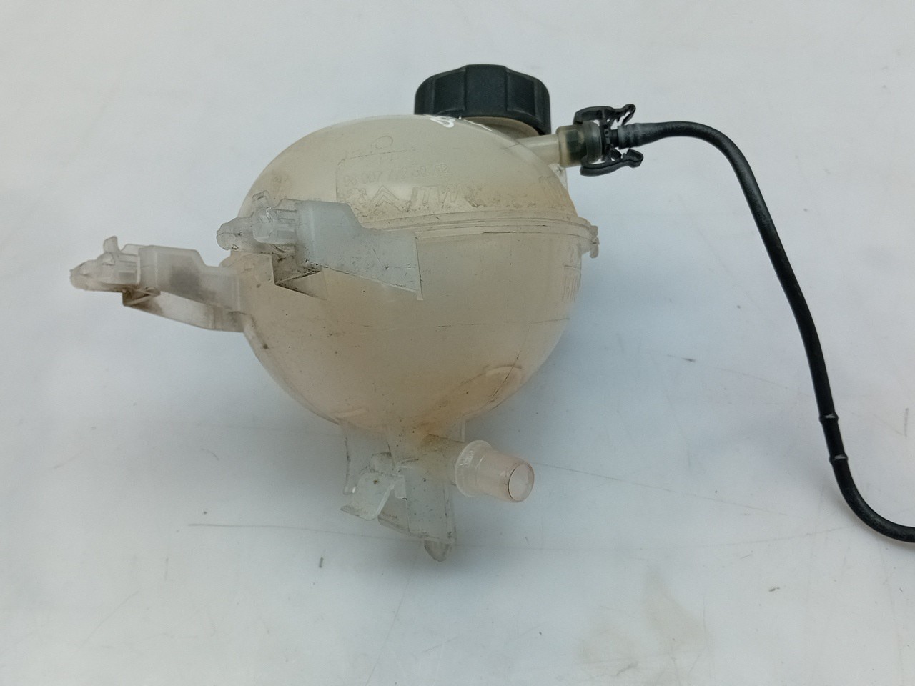 Coolant reservoir CITROËN C3 III (SX) Imagem-1