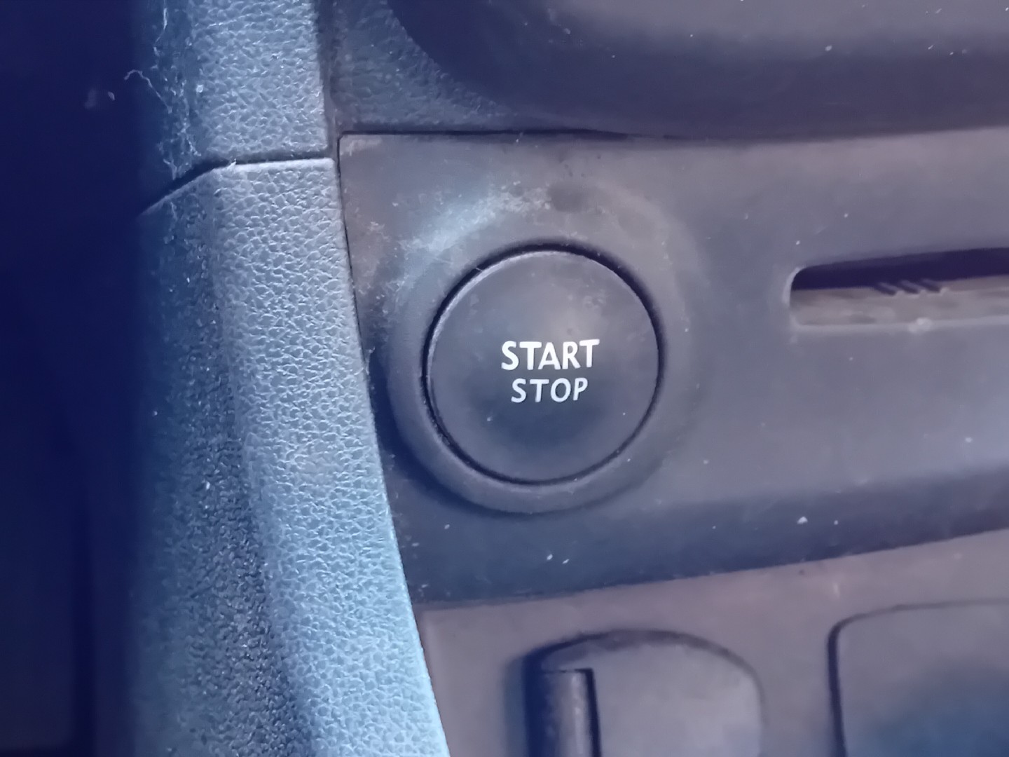 Bouton / interrupteur Start&Stop RENAULT Clio IV (BH_) Imagem-0