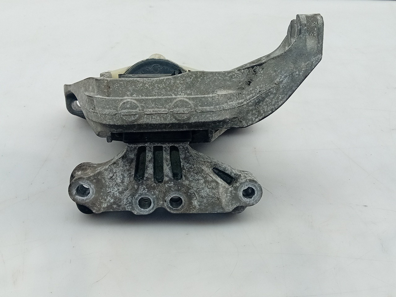 Support Moteur PEUGEOT 308 SW II Imagem-1