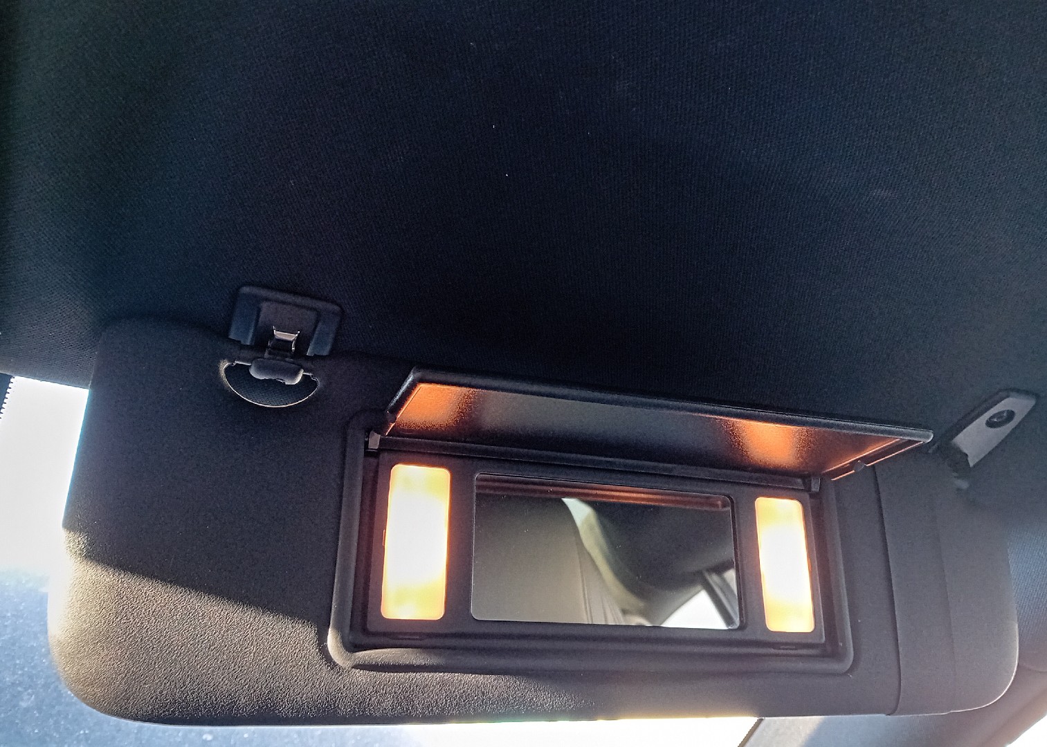 Right Sun Visor PEUGEOT RCZ Imagem-1