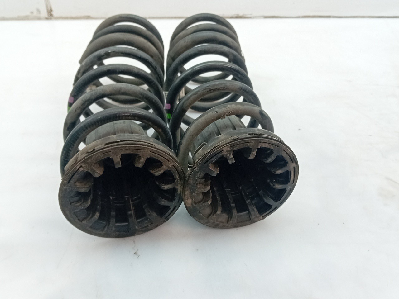 Left rear Suspension Spring CITROËN Berlingo (K9) Imagem-1