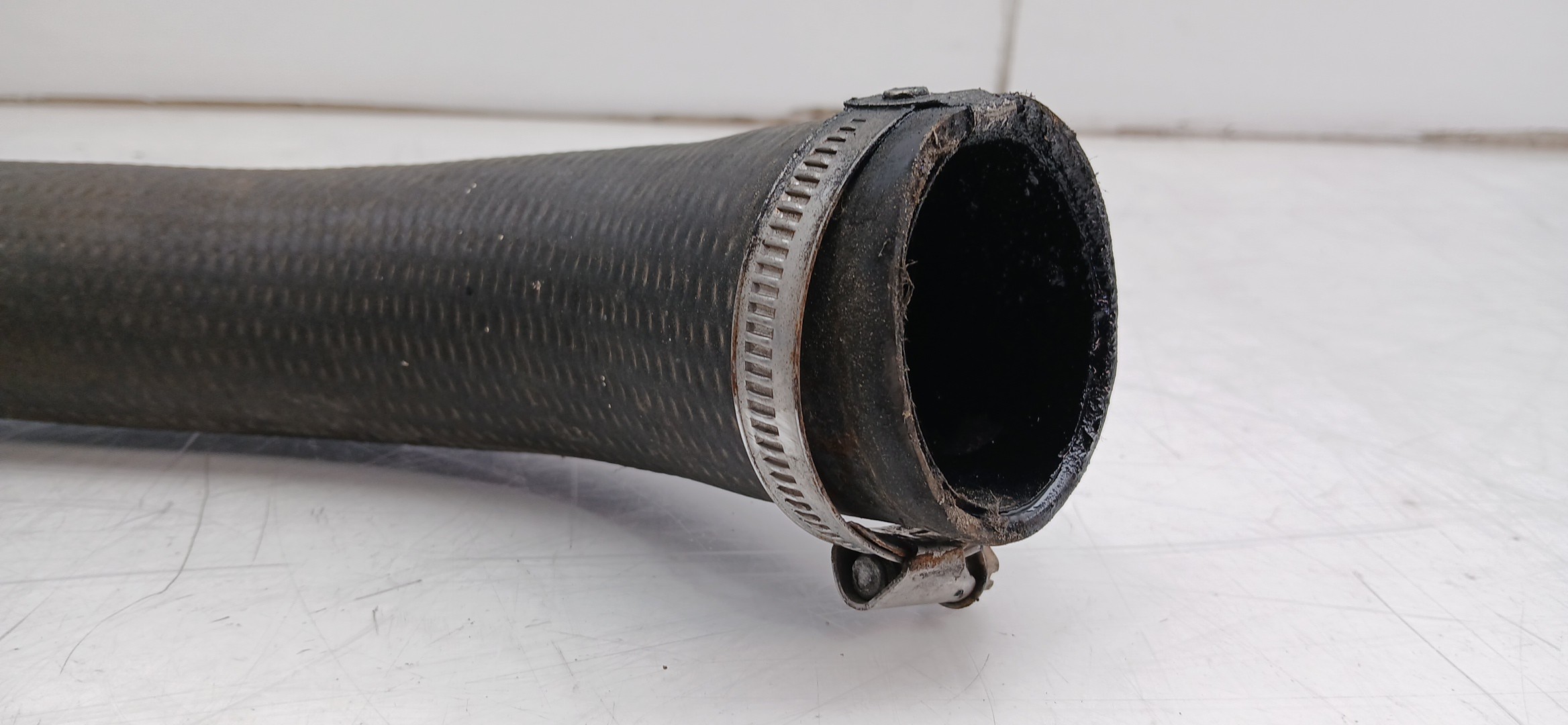 Tubo intercooler PEUGEOT 308 SW II Imagem-2