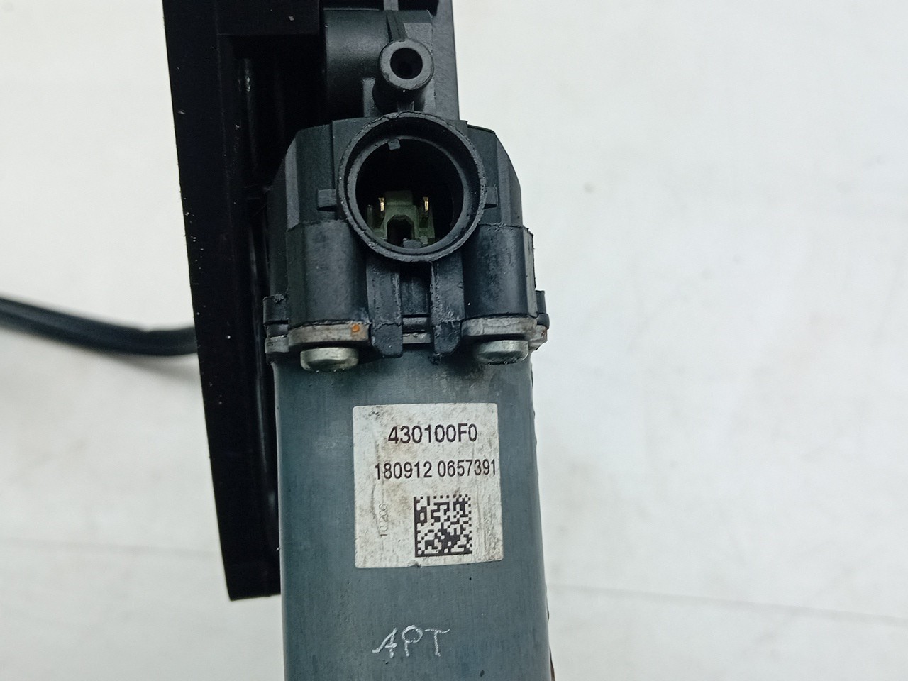 Elevador vidros frente esquerdo PEUGEOT 108 Imagem-2