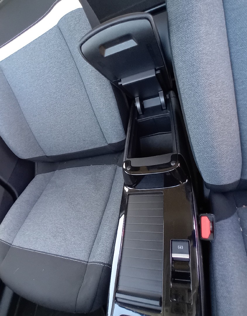 Apoio de braço CITROËN C4 III Imagem-1