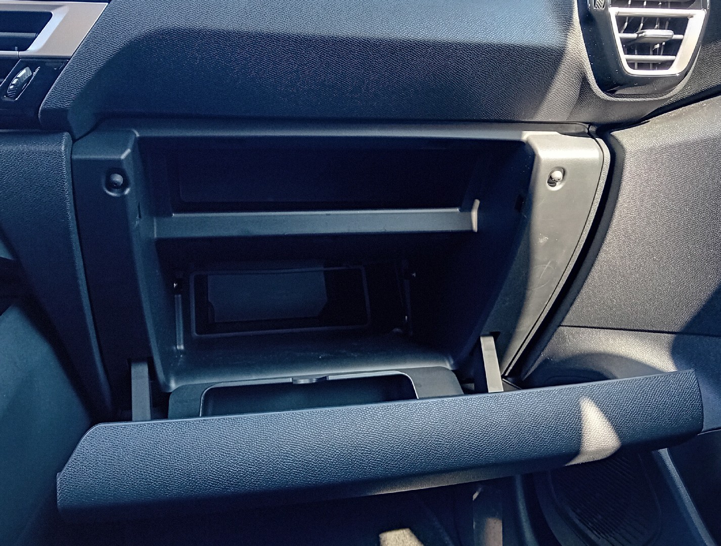 Porta luvas CITROËN C4 III Imagem-1