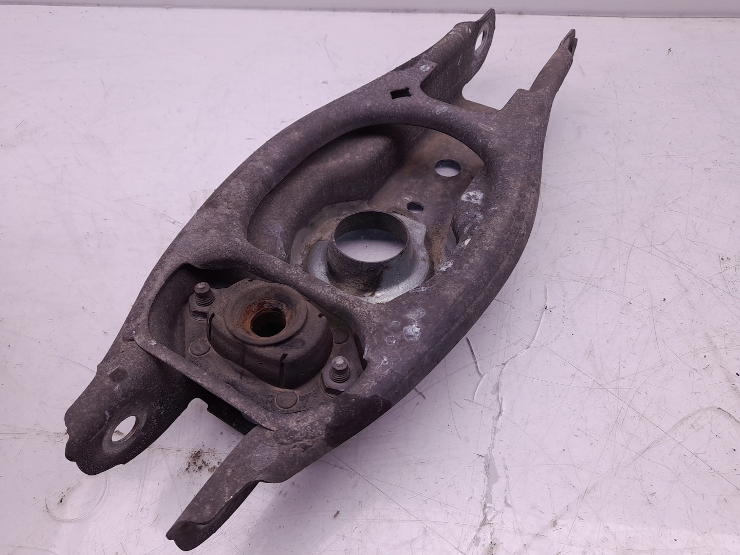 Left front suspension arm BMW 1 (E87) Imagem-1
