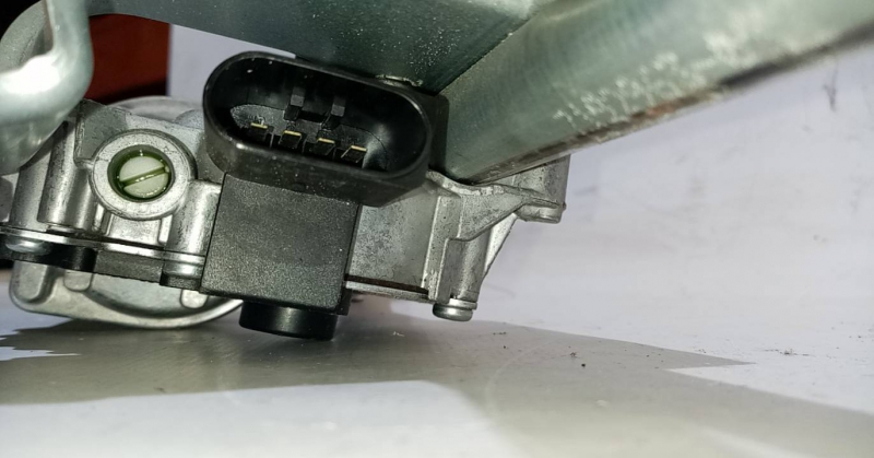 Motor limpiaparabrisas Frente BMW 1 (E87) Imagem-1