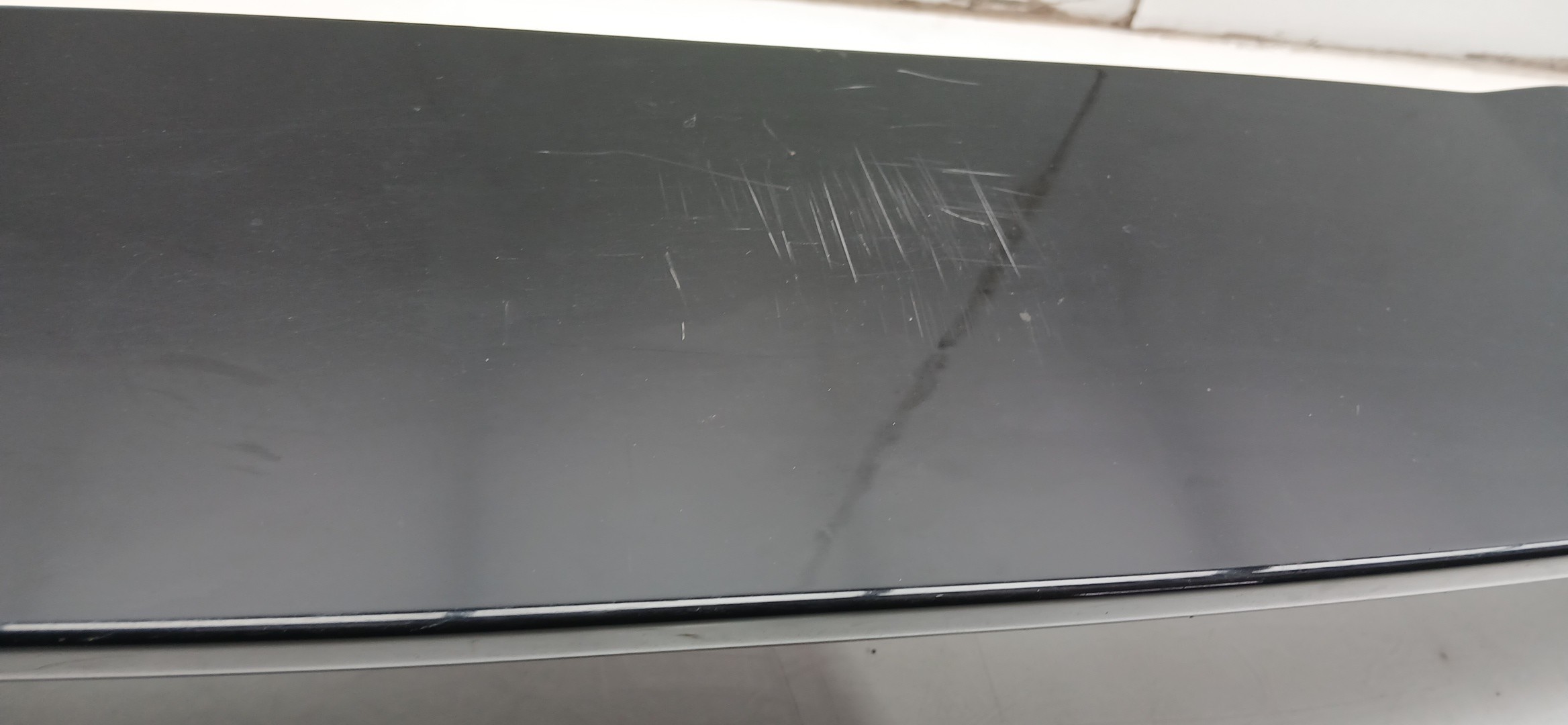Spoiler / aileron da tampa da mala PEUGEOT 208 II Imagem-1