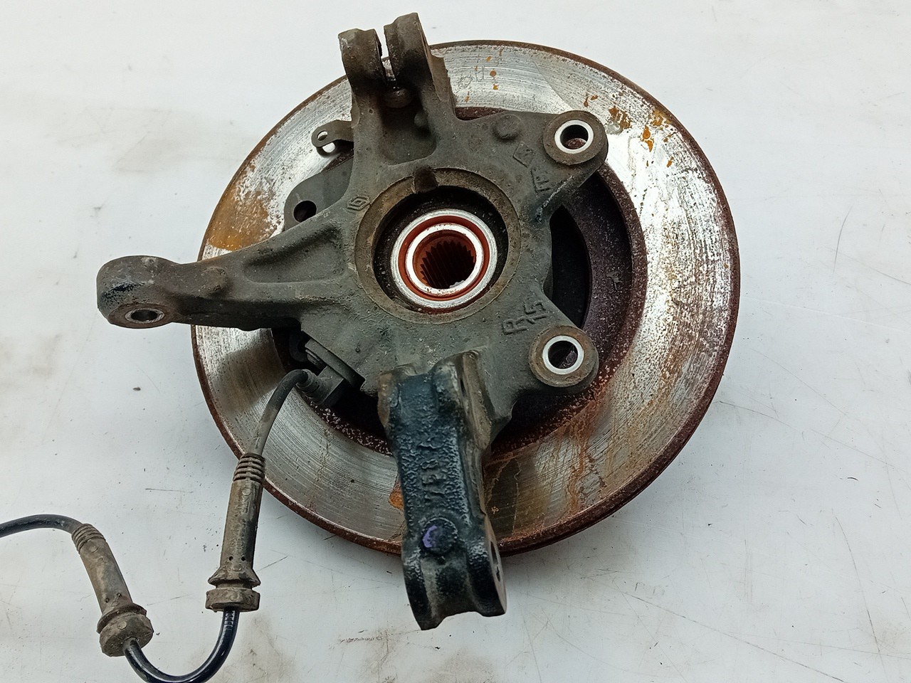 Right front steering knuckle RENAULT Clio IV (BH_) Imagem-1