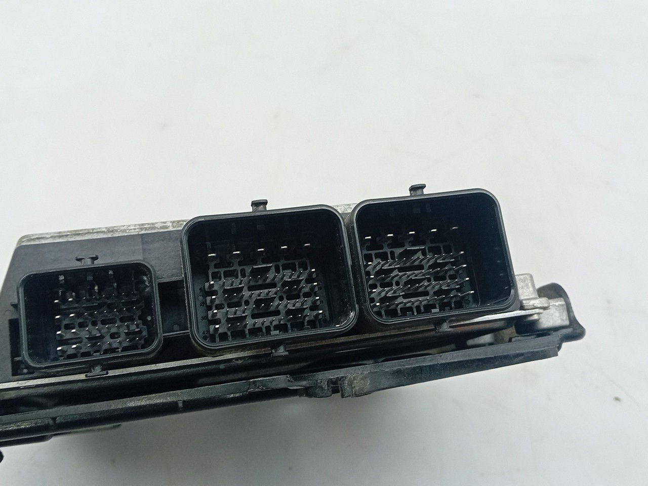 Centralita motor / ECU PEUGEOT 208 Imagem-2