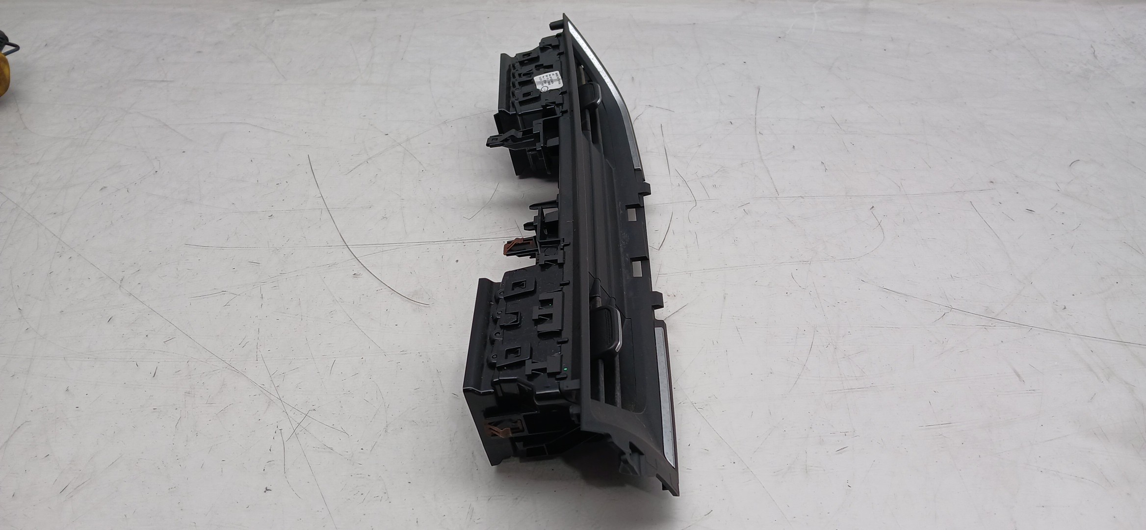 Diffuser / air vent RENAULT Zoe (BFM_) Imagem-1
