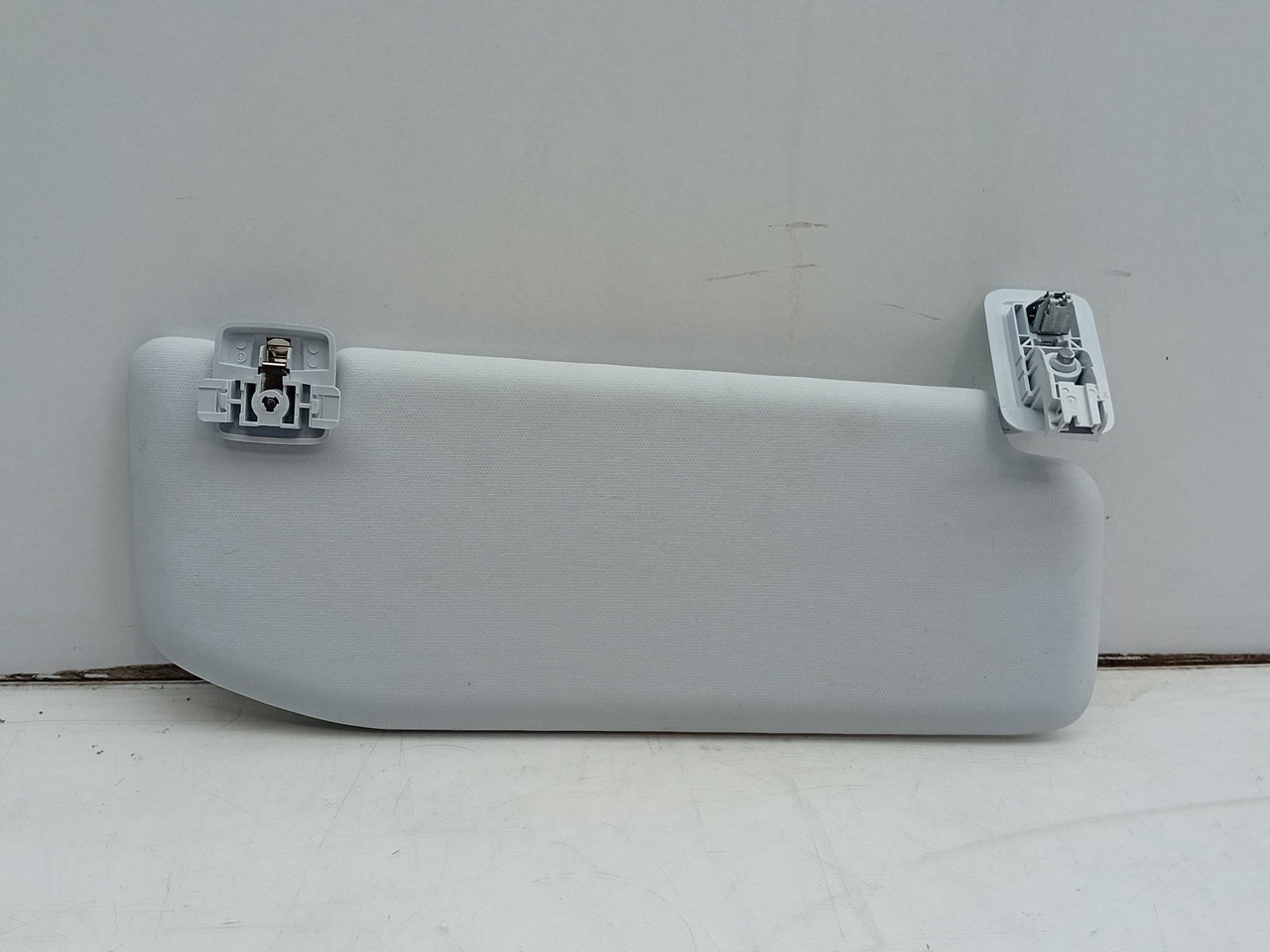 Left Sun Visor PEUGEOT 208 Imagem-1