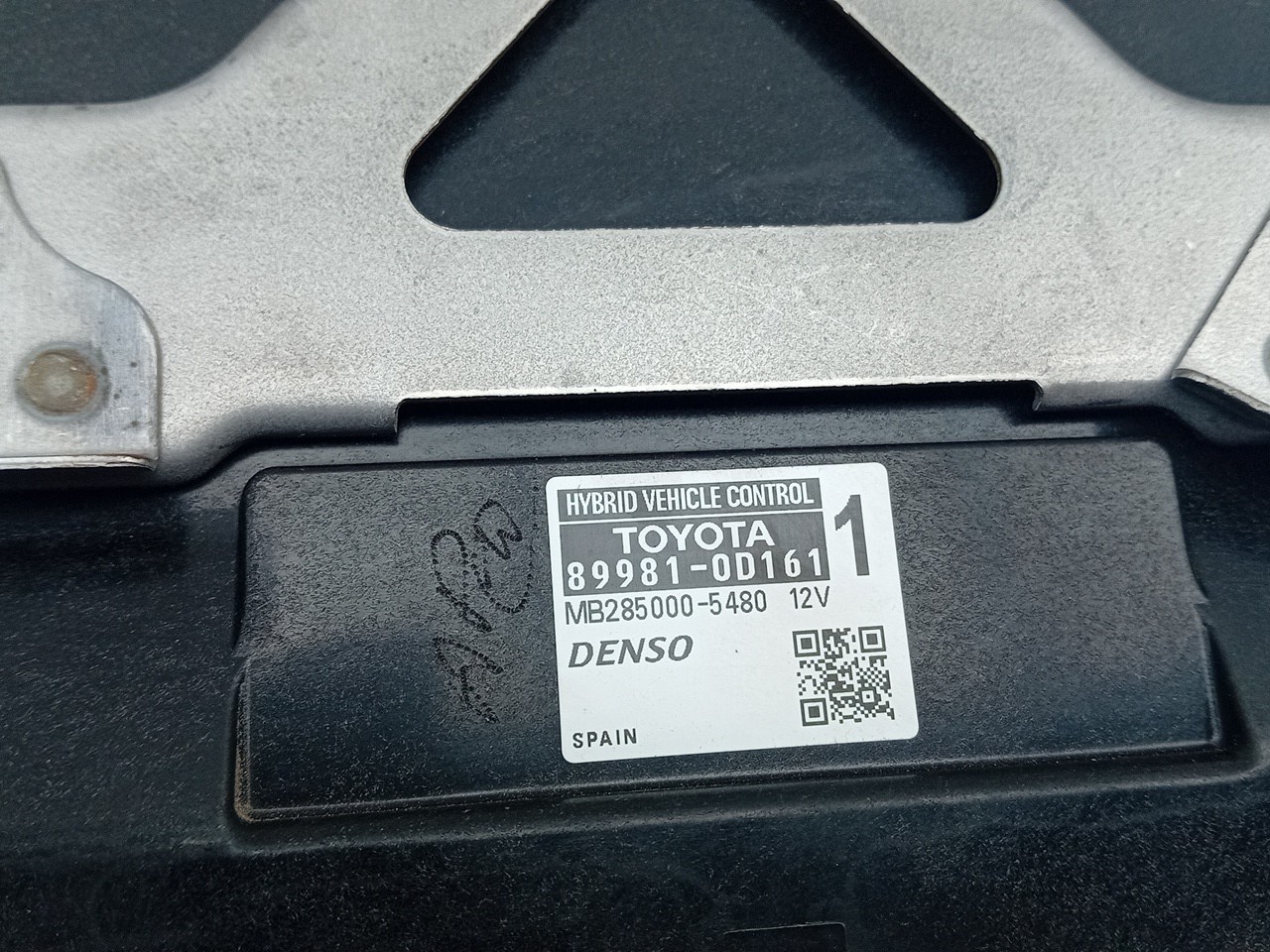 Module de confort TOYOTA Yaris (_P13_) Imagem-3