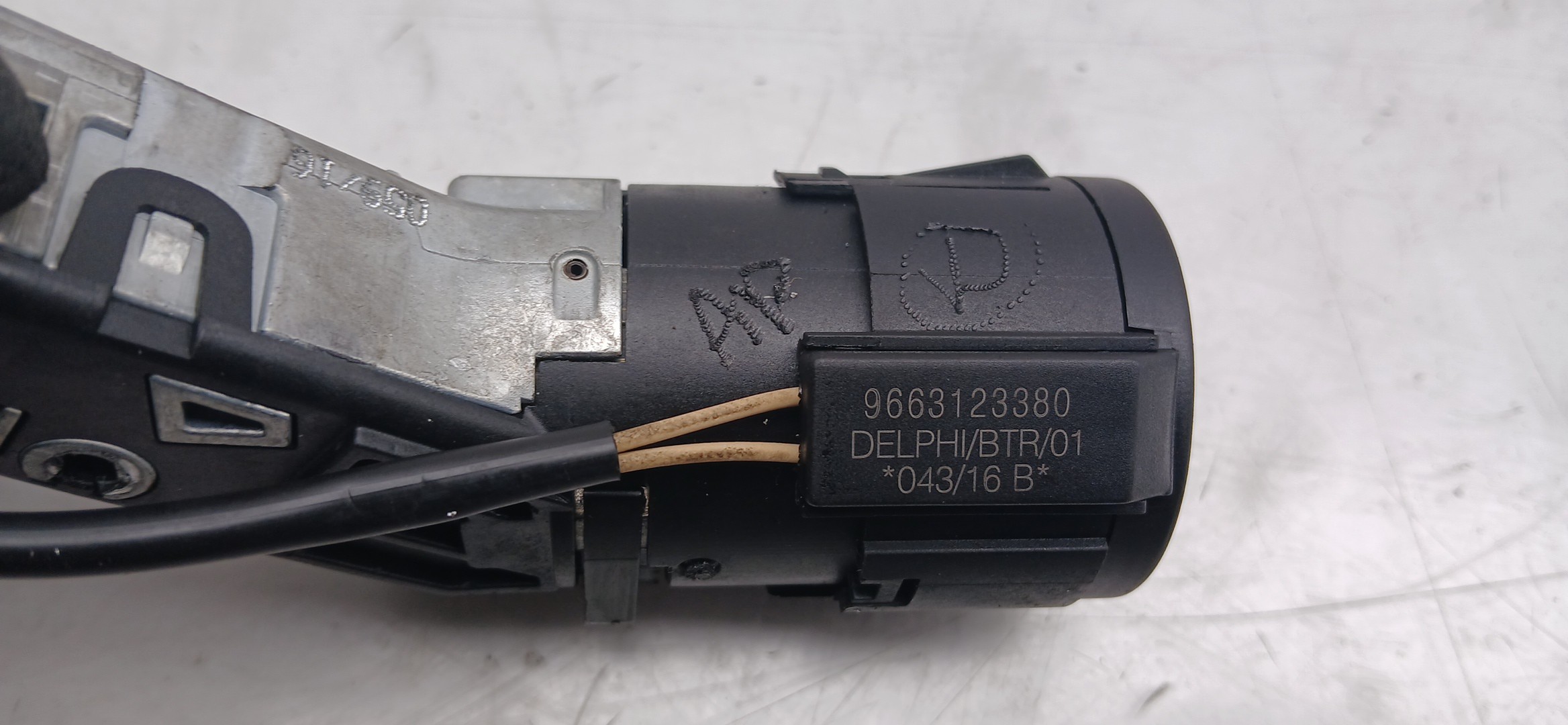 Ignition barrel PEUGEOT 208 Imagem-3