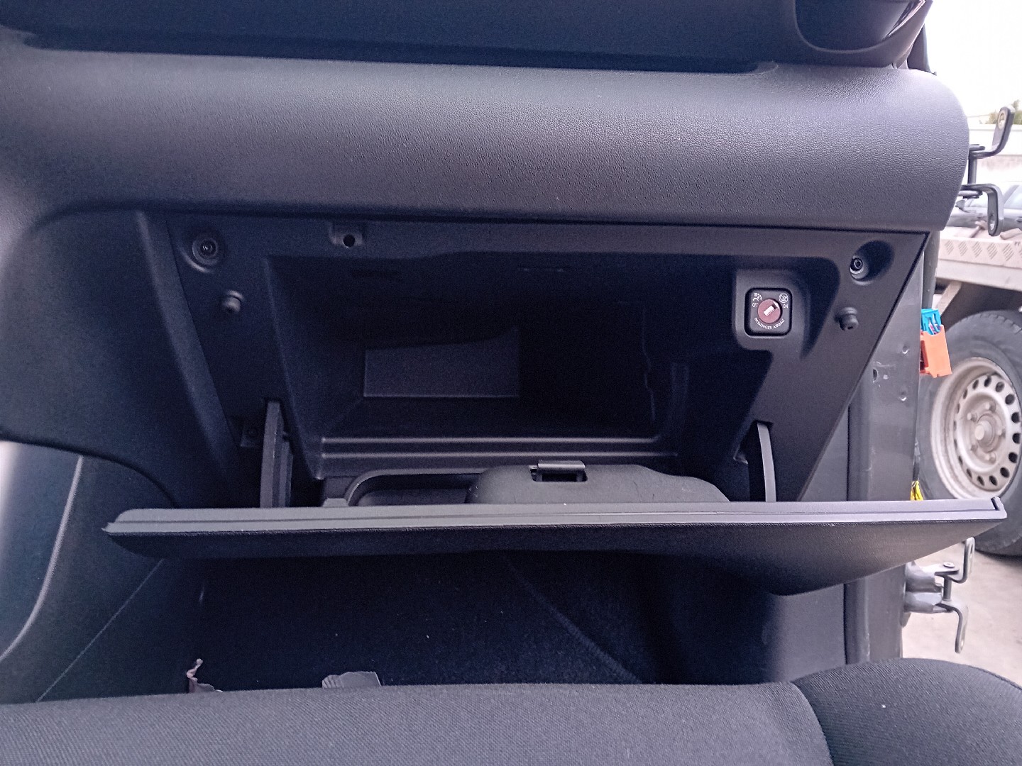 Glove Box / Compartment CITROËN C3 Aircross II (2R_, 2C_) Imagem-1