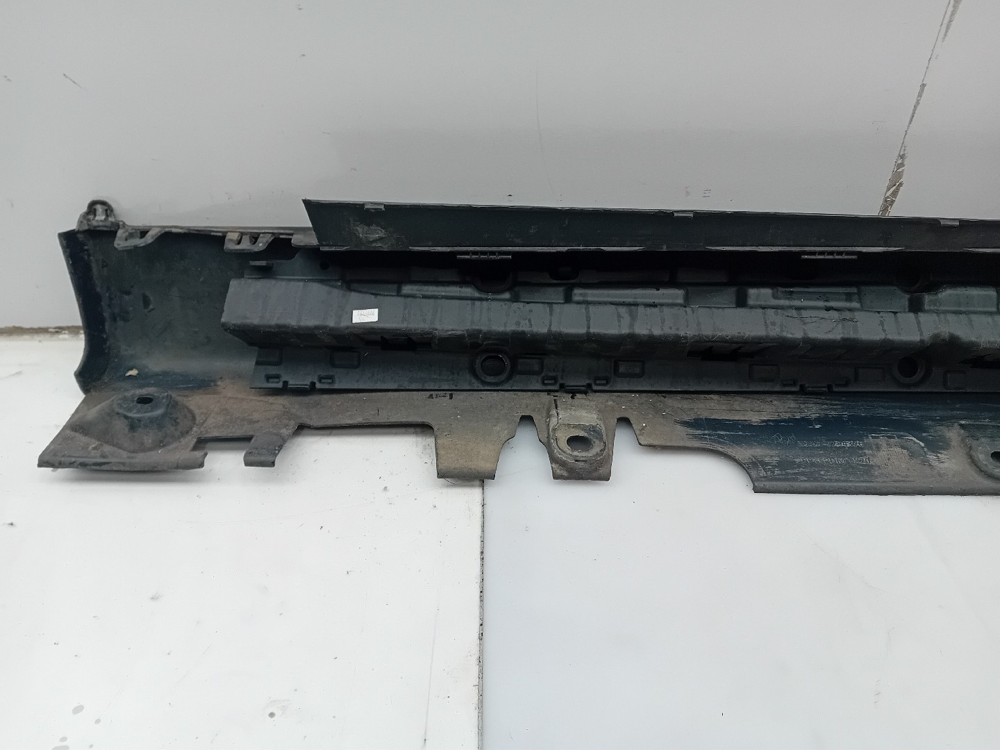 Embaladeira direita BMW X5 (F15, F85) Imagem-12