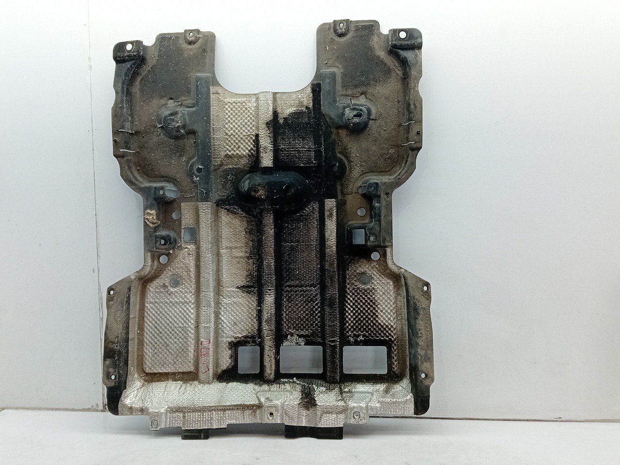 Engine underbody shielding CITROËN C4 III Imagem-1