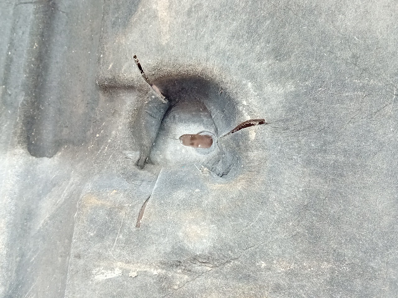Engine underbody shielding CITROËN C4 III Imagem-2